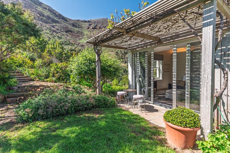 To Let 5 Bedroom Property for Rent in De Goede Hoop Western Cape